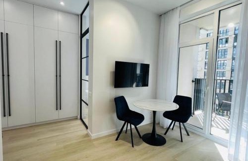 Afanasivsʹkyy Yar Apartment | Stylish Apartment in Old Town – Guest Rated 10/10