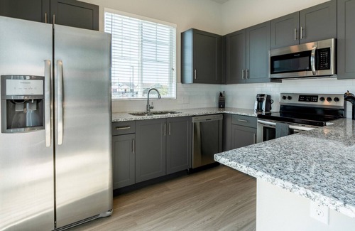 Thornton Apartment | Modern Apartment with Pool in Prime Location Awaits You
