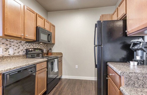 Brooks City Base Apartment | Stylish Apartment with Kitchen in Prime Location