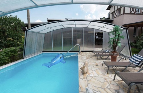 Pohla Apartment | Cozy Apartment in Saxony with Pool Near Ski Area