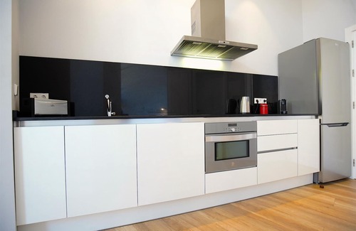Old Town Apartment | Bright L´Aguila 3 Apartment in Palma with Pool & Ocean View