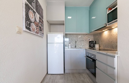La Pineda Apartment | Beachside Modern Apartment with Pool & Spa Amenities