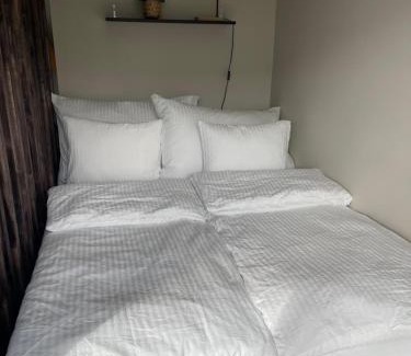 Laksevag Apartment | Convenient Apartment Just 5 Minutes from City Centre
