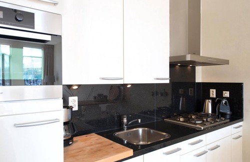 Statenkwartier Apartment | Modern Harbor View Apartment with Family-Friendly Amenities