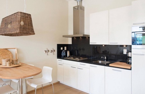 Statenkwartier Apartment | Modern Harbor View Apartment with Family-Friendly Amenities