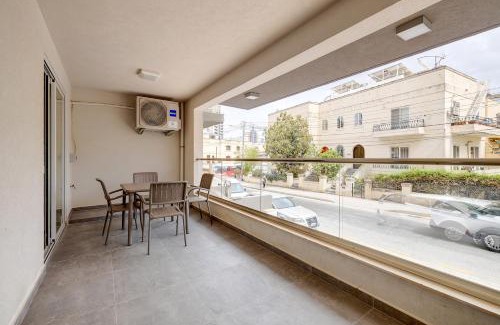 Swieqi Apartment | Modern Apartment Near St George's Bay with Great Amenities