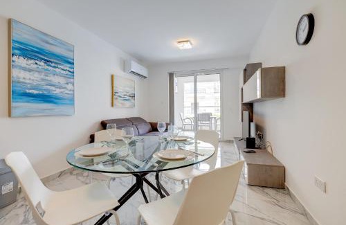 Swieqi Apartment | Modern Apartment Near St George's Bay with Great Amenities