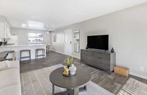 Spring Valley Apartment | Modern Apartment with Wheelchair Access in Prime Location