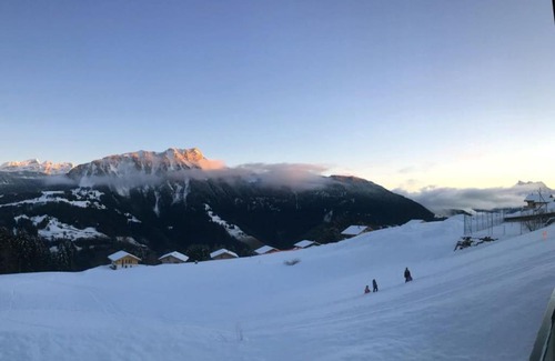 Leysin Apartment | Scenic Apartment with Breathtaking Ocean Views - Rated 9.5/10