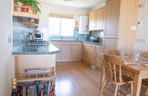 Newquay Apartment | Stylish Apartment with Oceanfront Views in Newquay