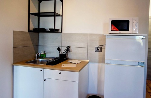 Monte Po-Nesima-San Leone-Rapisardi House | Modern apartment with private kitchen, near hospital, fairgrounds and highway