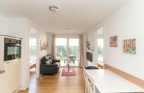 Grinzing Apartment | Inviting Apartment with Garden Steps from City Center
