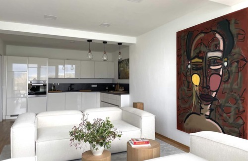 Urmitz Apartment | Modern Apartment with Rhine Views and Breakfast Included