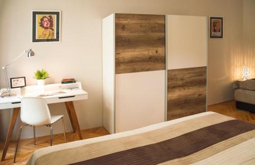 Petrska ctvrt Apartment | Stylish Family Apartment at Zlatnicka 8 – Great Reviews!