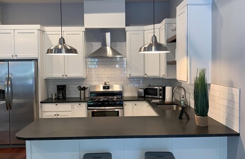 Butchertown Apartment | Modern Apartment in Historic Butchertown with Kitchen Access