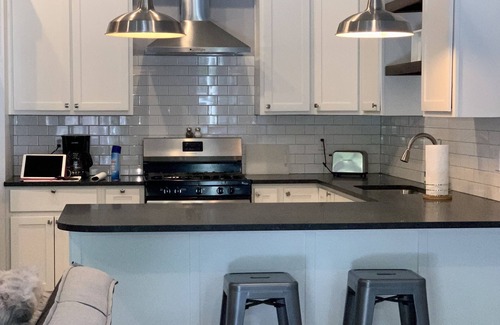 Butchertown Apartment | Modern Apartment in Historic Butchertown with Kitchen Access