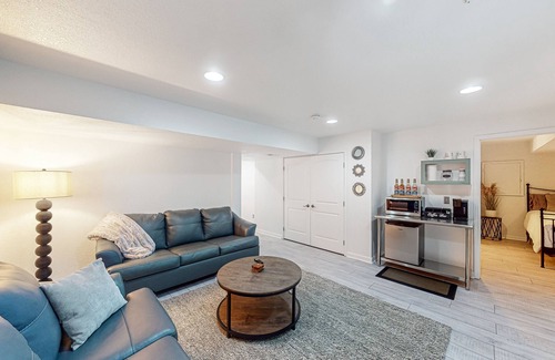Commerce City Apartment | Modern Apartment with WiFi, AC & Spa Near Parks and Dining