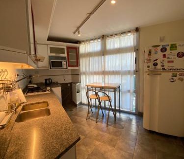 San Nicolas de los Arroyos Apartment | Riverside Retreat: Beautiful Home in Residential Area