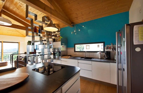 Corconne House | Eco-Friendly Oceanfront Retreat with Private Pool & Kitchen