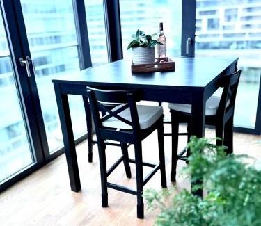 Speicherstadt Apartment | Modern Art Loft