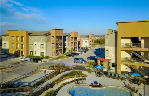 Montopolis Apartment | Stylish 2BR Apartment in Austin with Pool and Parking