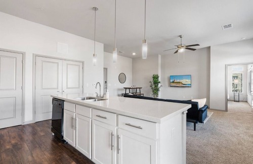 Montopolis Apartment | Modern 2BR Austin Unit with Pool, Parking & WiFi Access