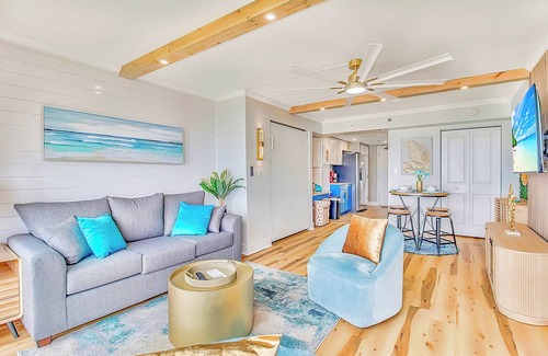 Myrtle Beach Condo | Modern Awesome Jacuzzi Romance Condo w 2 bathrooms