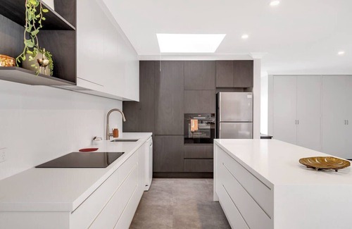 Balmain Apartment | Contemporary Balmain Abode with Family-Friendly Amenities