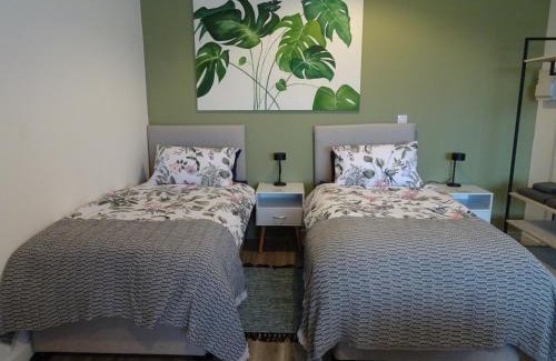 Brackley Apartment | Stylish Barn Conversion - Rated 9.3 by Guests