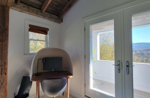 Town of Copake House | Top-Rated Great White Barn House with Scenic Views