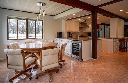 Deale House | Indulge at Modern Bay Dream: Guest Rated 9.8, Pet Friendly