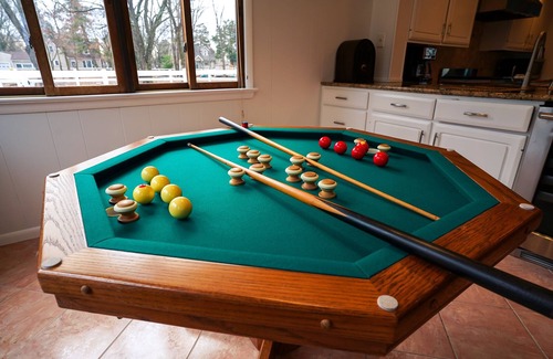 Deale House | Indulge at Modern Bay Dream: Guest Rated 9.8, Pet Friendly