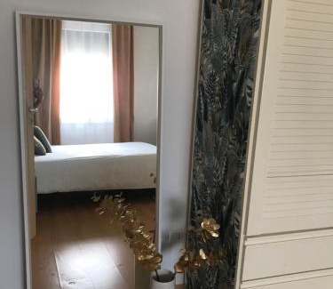 Mestre Apartment | Stylish Flat Near Mestre FS - Perfect for Families & Pets