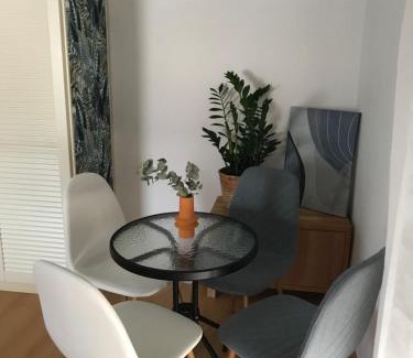 Mestre Apartment | Stylish Flat Near Mestre FS - Perfect for Families & Pets
