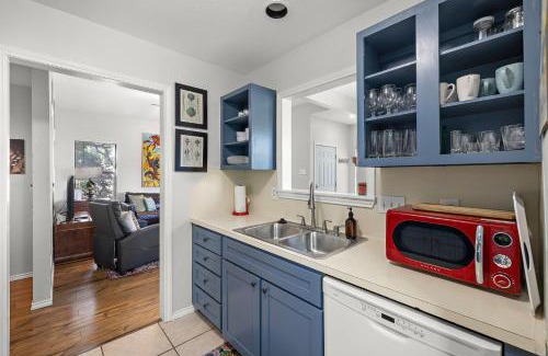 Bouldin House | Modern Boho Hideaway