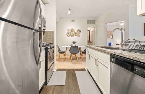 Irving Apartment | Modern Bohemian Escape with Kitchen & Free Parking