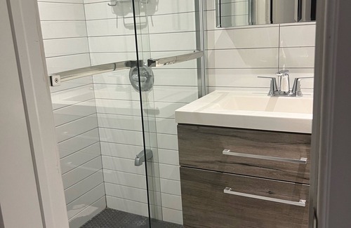 Brooklyn Apartment | Stylish Brooklyn Brownstone with Family-Friendly Amenities