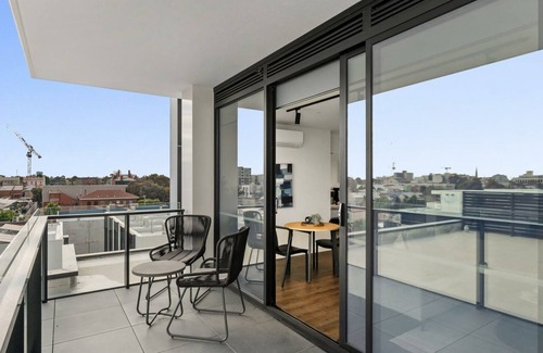 Brunswick Apartment | Convenient Brunswick IMEL: Accessible Stay with Breakfast