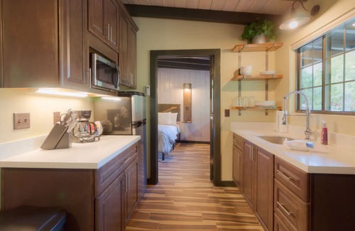 Sedona Cabin | Modern Cabin for 6 with Scenic Red Rock Views