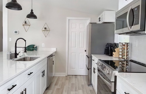Locust Grove Cabin | Discover a Modern Cabin Getaway in Lake of the Woods