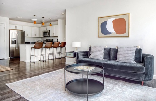 North Cambridge Apartment | Modern 2BR Cambridge Retreat with Private Park Access