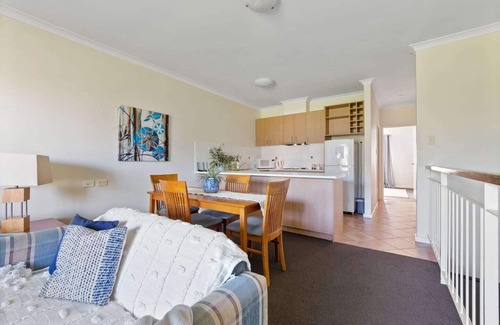 Halls Head Apartment | Exceptional Modern Canal Apartment with Private Pool