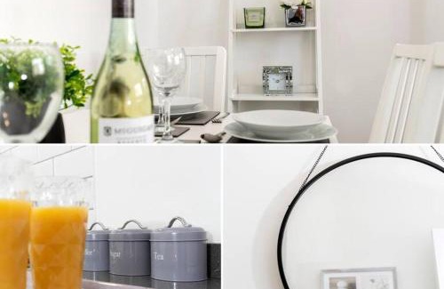 Darlington Apartment | Stylish House Steps from Town Centre - Rated 9.5/10