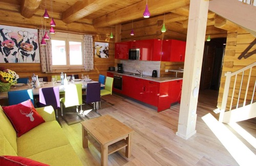 Kaprun Ski Chalet | Relaxing Modern Chalet in Kaprun with Hot Tub Access