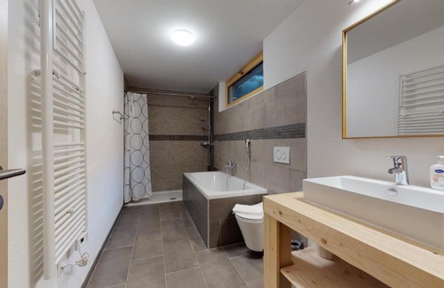 Chalais Ski Chalet | Tranquil Modern Chalet with Child-Friendly Amenities in Vercorin