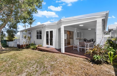 Wallsend House | Unique Cottage with Pet-Friendly Amenities Awaits You