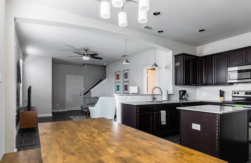 Midlothian House | Modern Charm in DFW