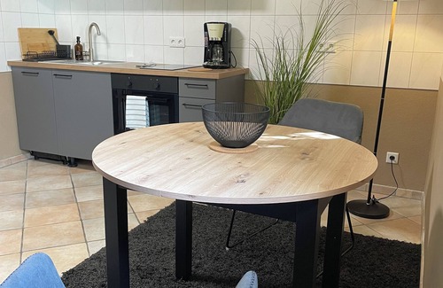 Kernstadt Apartment | Modern city apartment with parking space