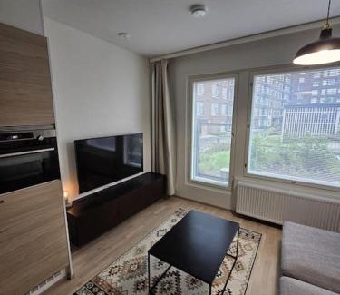 Tikkurila Apartment | Modern City Apartment nearby Airport