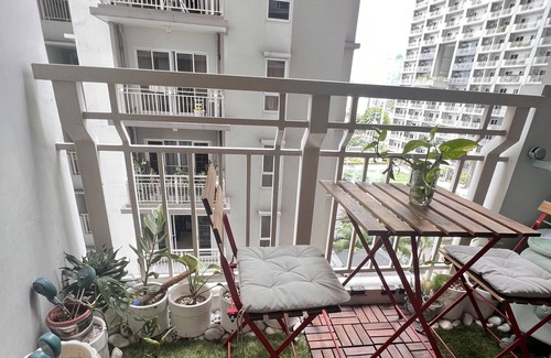 Pasig Condo | Stylish City Flat Close to Business Centers and Malls